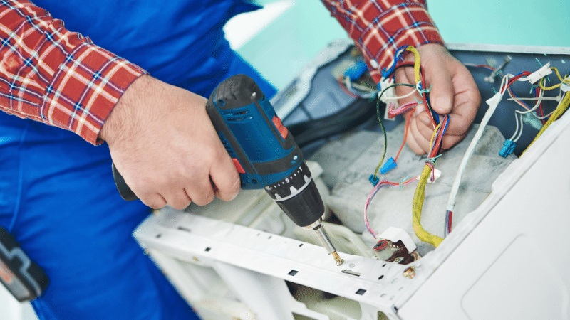 Kadıköy Viessmann Viessmann çamaşır makinesi kart tamiri – Su almama arızası orijinal parça ile giderildi. - Teknik servis örneği